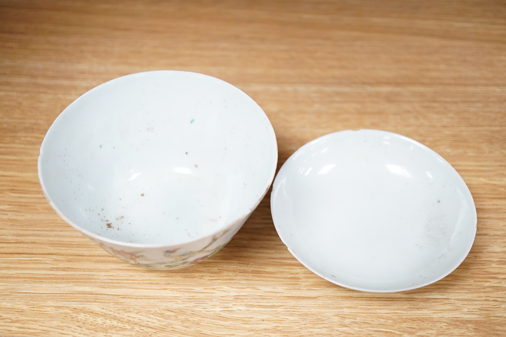 A Chinese famille rose bowl and cover, Republic period